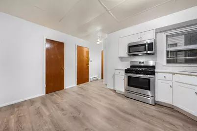 40 West 52nd St #1F, Bayonne, NJ 07002 - Photo 3