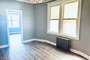 25 Columbia Ave, Jersey City, NJ 07306 - Photo 9