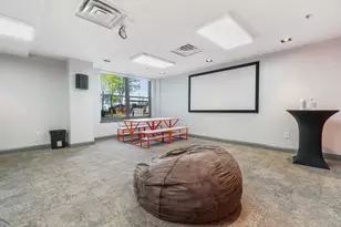 102 Christopher Columbus Dr, Jersey City, NJ 07302 - Photo 25