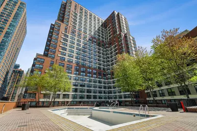 102 Christopher Columbus Dr #402, Jersey City, NJ 07302 - Photo 37