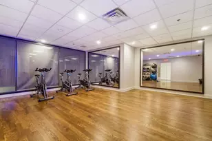 102 Christopher Columbus Dr, Jersey City, NJ 07302 - Photo 33
