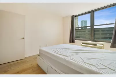 102 Christopher Columbus Dr #402, Jersey City, NJ 07302 - Photo 11