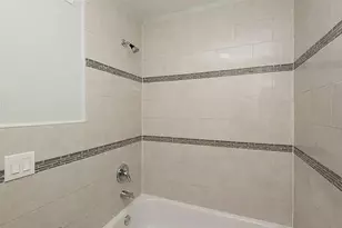 28 Van Cleef St, Jersey City, NJ 07305 - Photo 9
