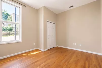 5 Oak St #2, Weehawken, NJ 07086 - Photo 9