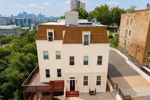 5 Oak St, Weehawken, NJ 07086 - Photo 1