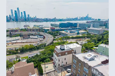5 Oak St #2, Weehawken, NJ 07086 - Photo 23