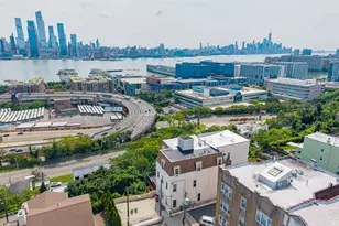 5 Oak St, Weehawken, NJ 07086 - Photo 23