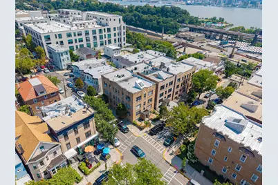 18 Oak St #1, Weehawken, NJ 07086 - Photo 21