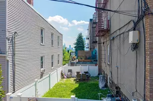 18 Oak St, Weehawken, NJ 07086 - Photo 17