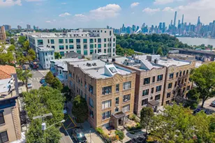 18 Oak St, Weehawken, NJ 07086 - Photo 25