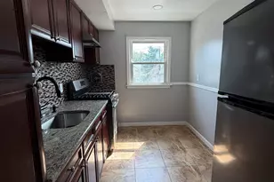 10 Briarwood Rd, Jersey City, NJ 07305 - Photo 9