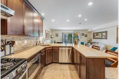 76 Booream Ave #1, Jersey City, NJ 07307 - Photo 3
