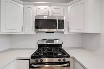 131 Abbie Ct, Guttenberg, NJ 07093 - Photo 3
