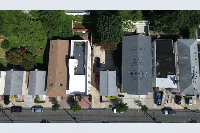 584 Liberty Ave, Jersey City, NJ 07307 - Photo 33