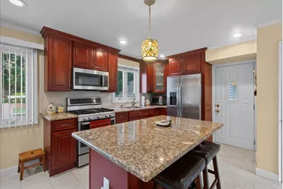 584 Liberty Ave, Jersey City, NJ 07307 - Photo 9