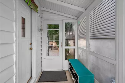584 Liberty Ave, Jersey City, NJ 07307 - Photo 19