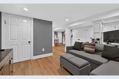 16 Marion Ct, Bayonne, NJ 07002 - Photo 35