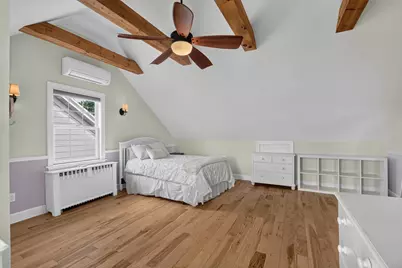 16 Marion Ct, Bayonne, NJ 07002 - Photo 29
