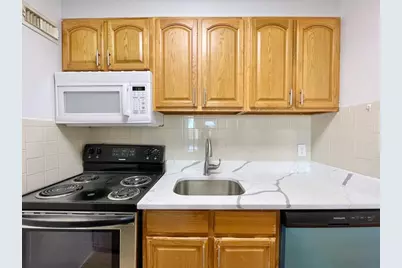 43-49 Van Wagenen Ave #3B, Jersey City, NJ 07306 - Photo 5
