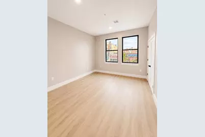 6121 Unit 202 Bergenline Ave #202, West New York, NJ 07093 - Photo 11