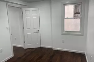 20 Rock St, Jersey City, NJ 07306 - Photo 9