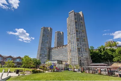 7000 Blvd East #10C, West New York, NJ 07093 - Photo 1