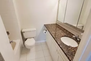 7000 Blvd E, Guttenberg, NJ 07093 - Photo 7