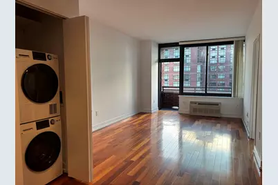 389 Washington St #31B, Jersey City, NJ 07302 - Photo 1