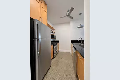 150 Bay St #821, Jersey City, NJ 07302 - Photo 5