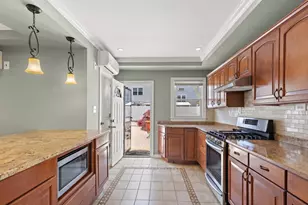 35 Elizabeth St, Jersey City, NJ 07306 - Photo 7