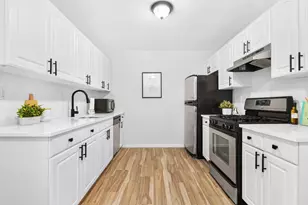 1011 Avenue C, Bayonne, NJ 07002 - Photo 5