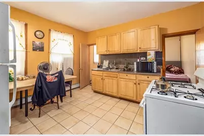 387 Woodlawn Ave, Jersey City, NJ 07305 - Photo 7