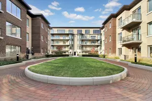 150 Henley Pl, Weehawken, NJ 07086 - Photo 33