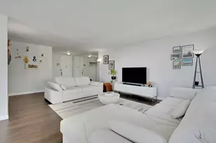 200 Winston Dr, Cliffside Park, NJ 07010 - Photo 3