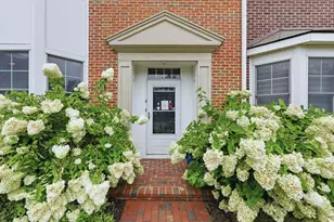 6 Intrepid Ct, Jersey City, NJ 07305 - Photo 3
