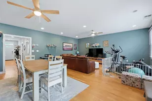 6 Intrepid Ct, Jersey City, NJ 07305 - Photo 5