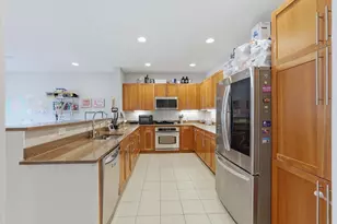6 Intrepid Ct, Jersey City, NJ 07305 - Photo 7