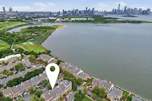 6 Intrepid Ct, Jersey City, NJ 07305 - Photo 33