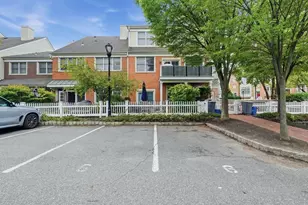 6 Intrepid Ct, Jersey City, NJ 07305 - Photo 23