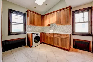 815 3rd St, Secaucus, NJ 07094 - Photo 21