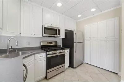 295 9th St #whole House, Jersey City, NJ 07302 - Photo 19