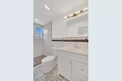 388 Broadway #1, Bayonne, NJ 07002 - Photo 5