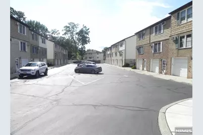 453 Liberty St #11, Little Ferry, NJ 07643 - Photo 15