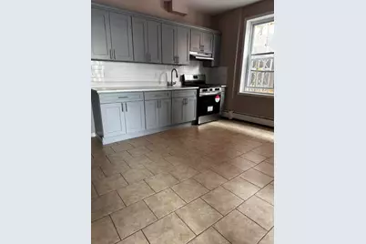 35-37 East 19th St #4, Bayonne, NJ 07002 - Photo 3