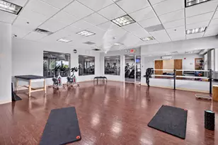 201 Shearwater Ct W, Jersey City, NJ 07305 - Photo 31