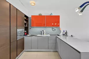 201 Shearwater Ct W, Jersey City, NJ 07305 - Photo 15