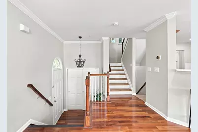 3 Elco Ct, Bayonne, NJ 07002 - Photo 7