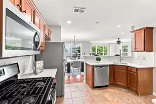 3 Elco Ct, Bayonne, NJ 07002 - Photo 11