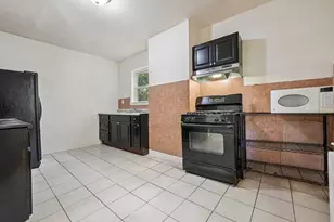414 Monastery Pl Rear, Union City, NJ 07087 - Photo 5