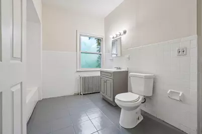 414 Monastery Pl Rear, Union City, NJ 07087 - Photo 21